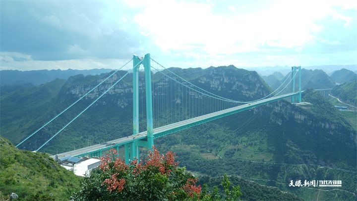 天堑变通途！一群普通人创造人间奇迹： 我们在地球裂缝之上建“